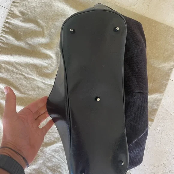 Burberry Rare Oversized Hobo Bag - Picture 11 of 16